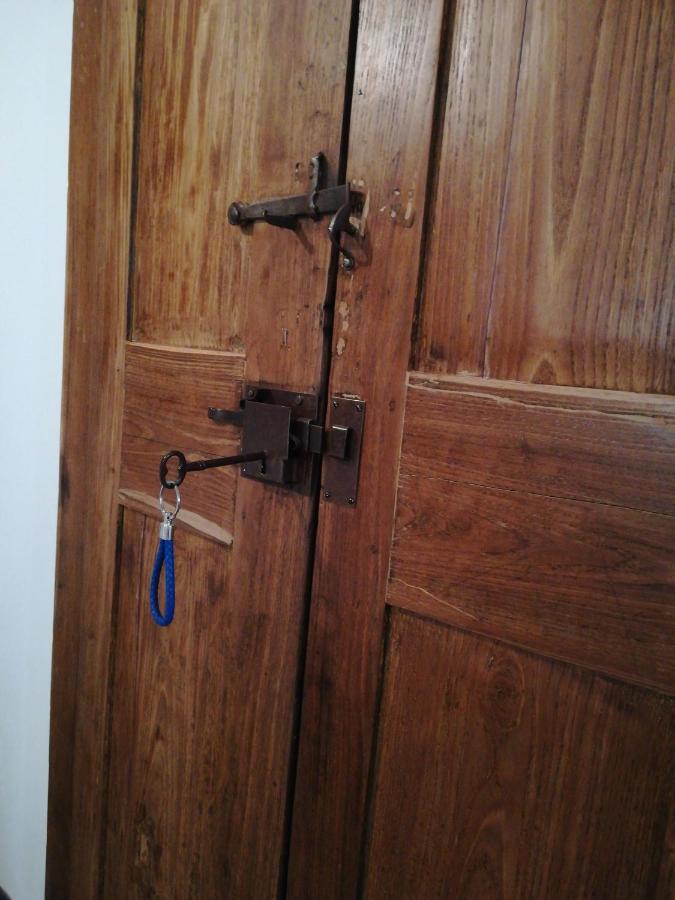 Deiana Bed and Breakfast Santu Lussurgiu Rum bild