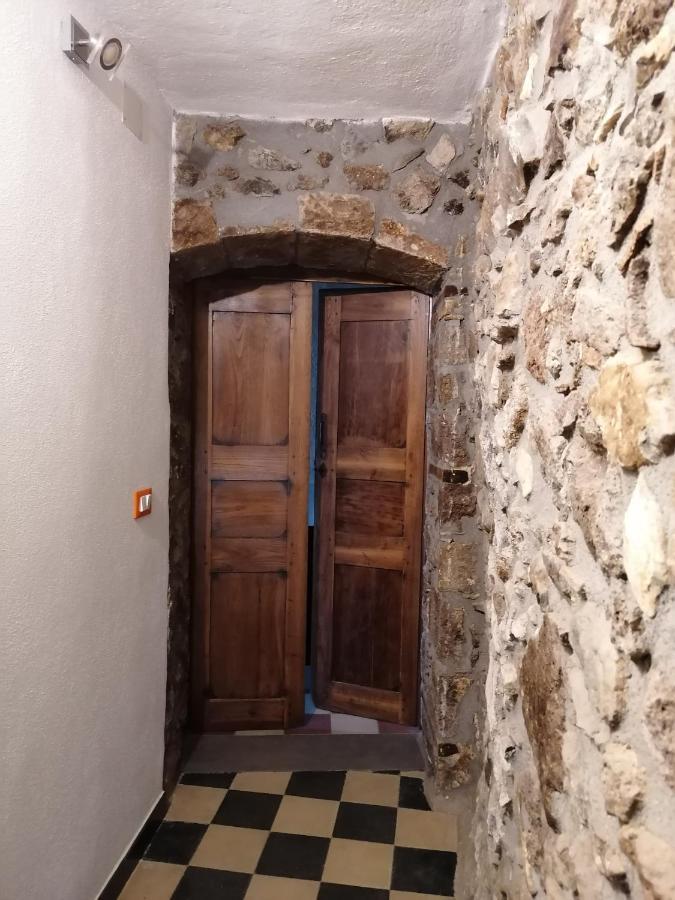 Deiana Bed and Breakfast Santu Lussurgiu Exteriör bild