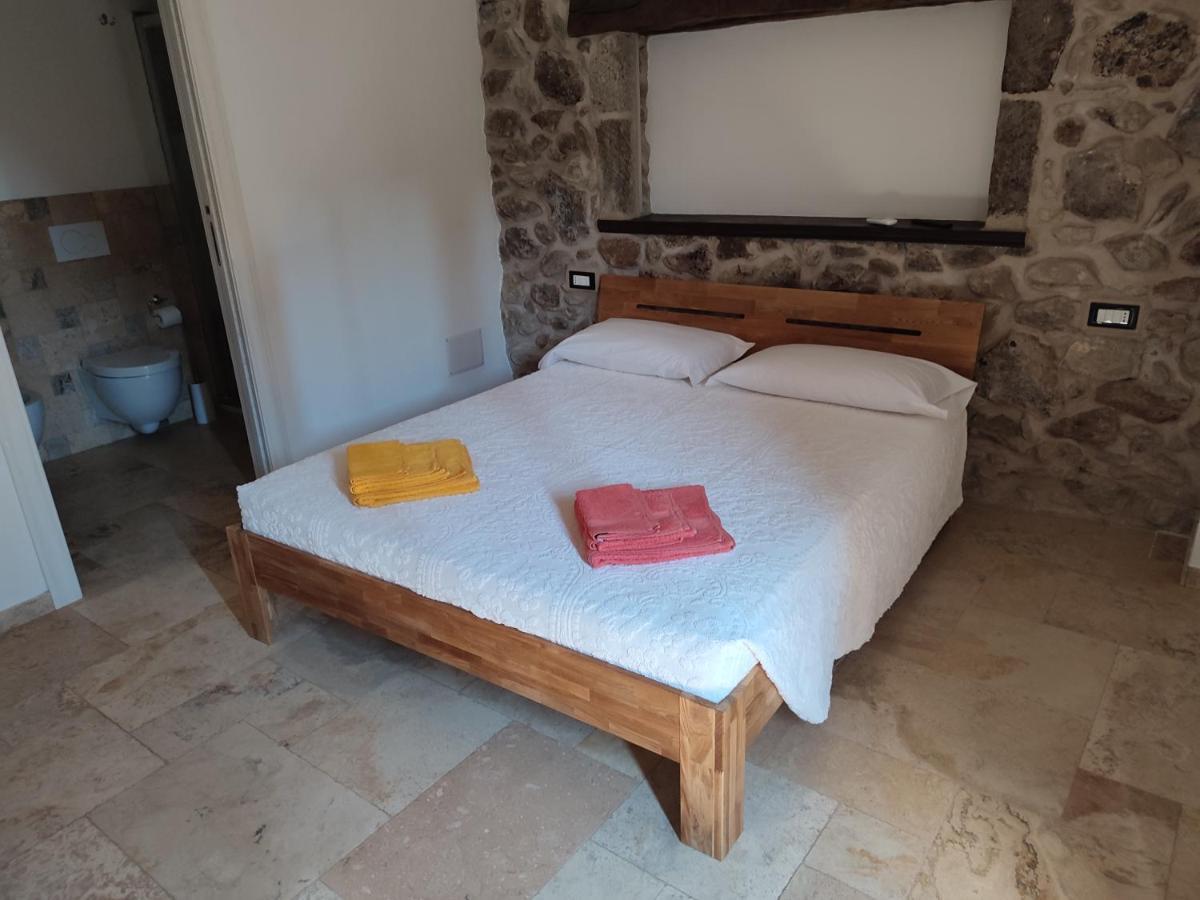 Deiana Bed and Breakfast Santu Lussurgiu Exteriör bild