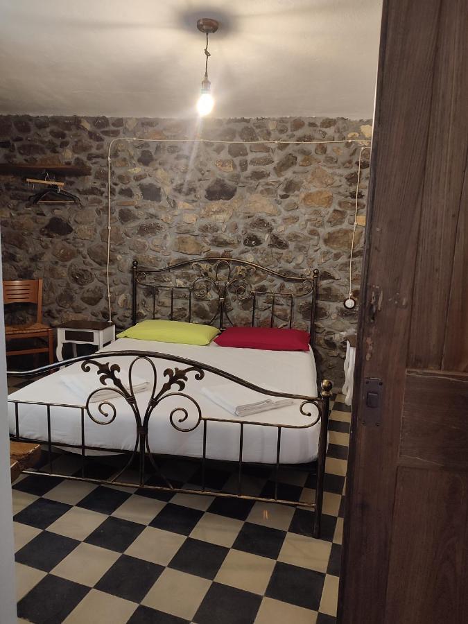 Deiana Bed and Breakfast Santu Lussurgiu Exteriör bild