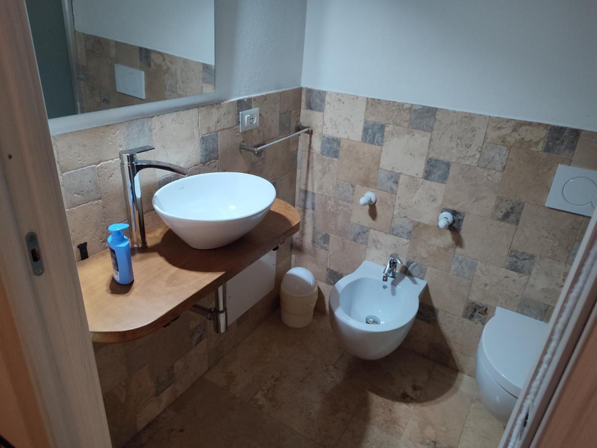 Deiana Bed and Breakfast Santu Lussurgiu Exteriör bild